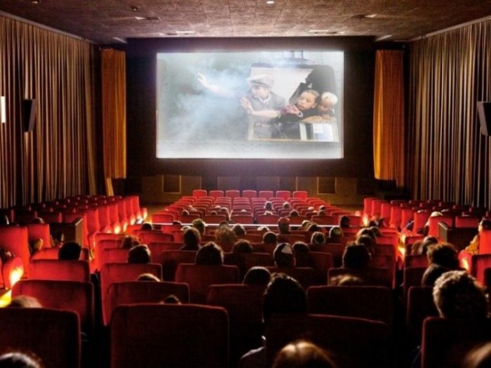 不唬爛！看電影前要先「做這件事」...釣出資深鄉民回憶談：知道的都35up了...