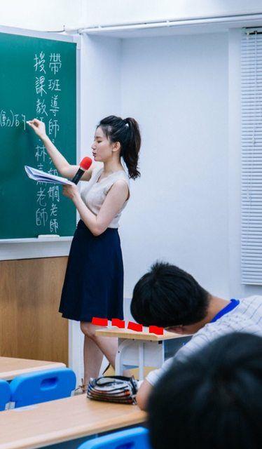 補習班英文老師「天菜顏值+精美板書超開掛」ptt表特版全炸鍋：這傳送門必須開起來
