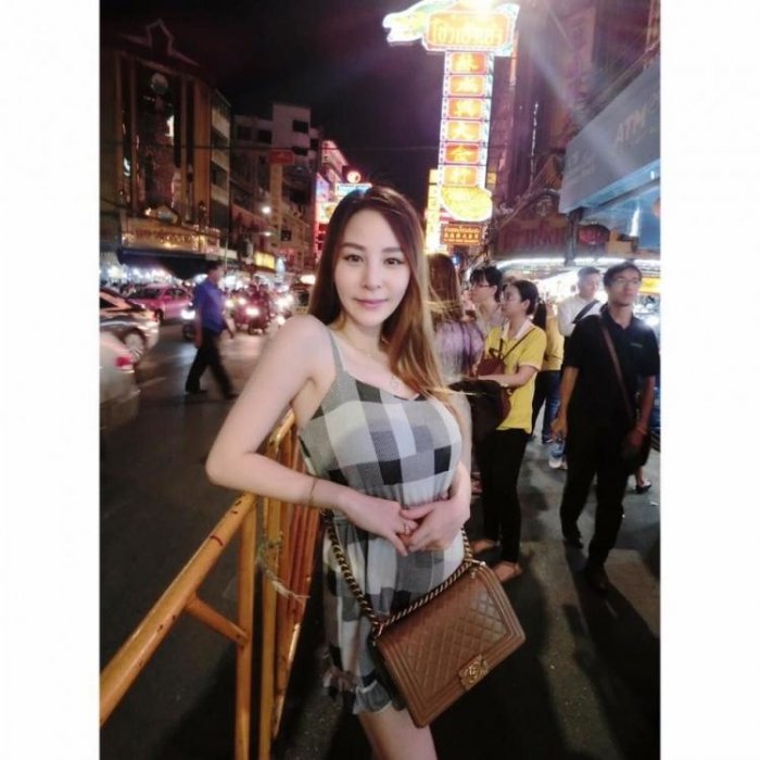 還記得泰國「果汁西施」嗎？他朝聖驚人近況...當場呆住　網哭：女神都是別人的(影)