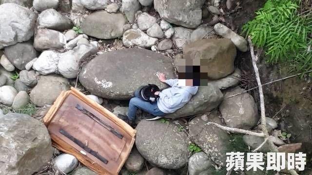 太神啦！19歲騎士命超硬「摔下15米幽谷橋河床」竟掉在這上面…奇蹟生還！