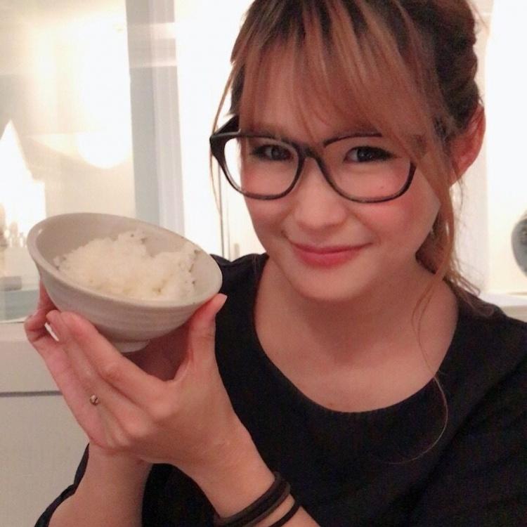 還記得這位「辣妹大胃王」嗎？當年能「吃下12公斤食物」如今變這樣…以前都看她