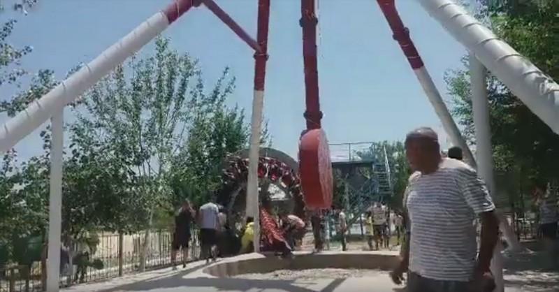 恐怖！360度大旋轉設施突斷裂 遊客直墜地1少女身亡