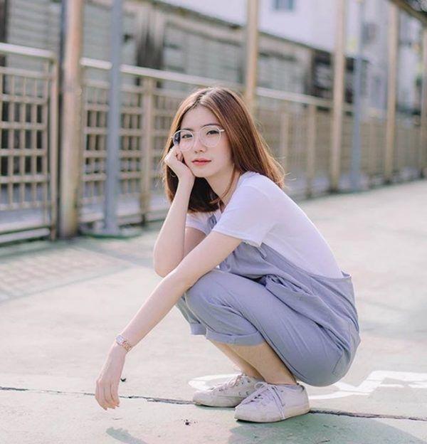 午休不睡覺!隔壁「正妹女同事意外的秘密」全看到了… 網友:重播一遍遍還不夠!