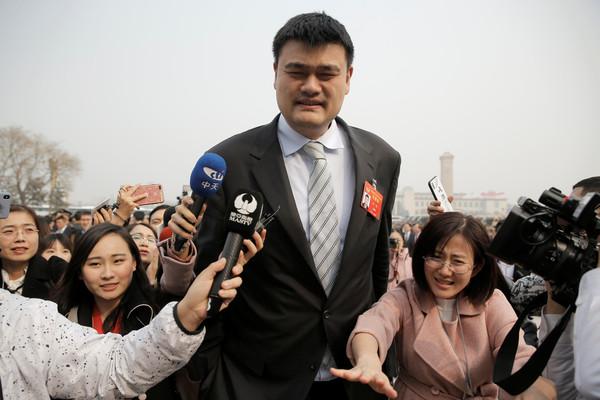 佩佩豬「真實身高曝光」答案超驚人 只差姚明13公分⋯比你家門還高!