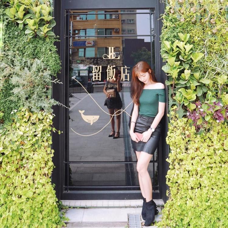 輔大眼鏡妹超仙！網友怒神現況「長相甜到長螞蟻」一笑心融化..女友感滿點！看了就心動