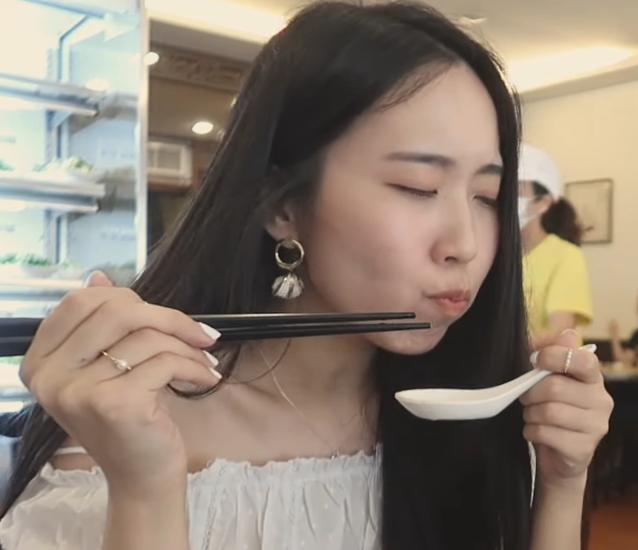 為何我最愛台灣?超仙韓國妹細數「這些最讚」..滿足神情讓人看了心情爽!網:我也愛妳