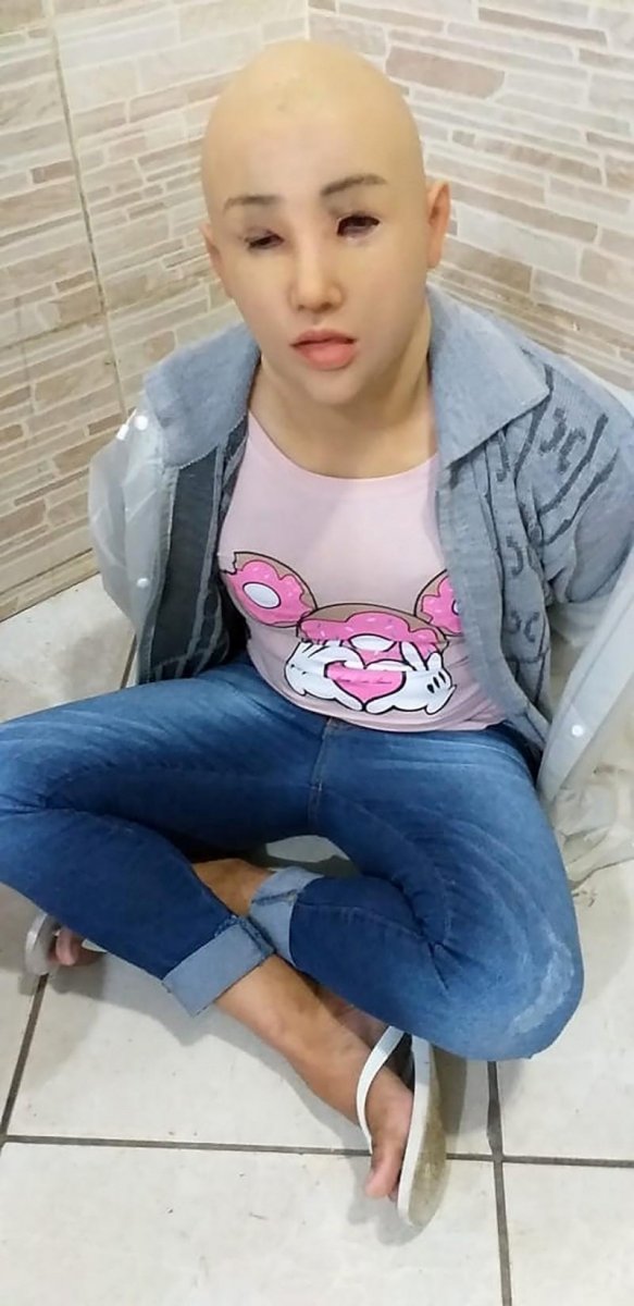 狂!愛女來探監 巴西毒梟扮成女兒模樣越獄