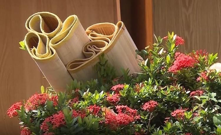 超惡質廠商！收錢搬運廢傢具「竟丟路邊叫清潔隊處理」路邊堆成垃圾場！網怒：有夠沒品