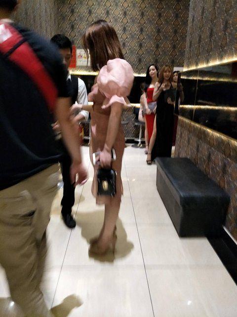 神人越南酒店心得！一字排開「顏質屌打台灣」框出場像女友「早上還被她O醒」超級爽！