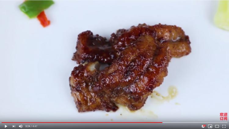 吃青苔的垃圾魚好吃嗎？網紅親自嘗試「口感超嫩像法式OO」網問號：看起來爆幹好吃...