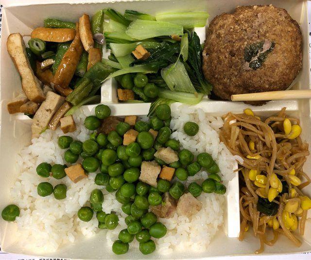 天龍人的便當都這麼坑？打開驚見「超噁心食材」看起來像蟲卵...網笑翻：看了想丟垃圾桶