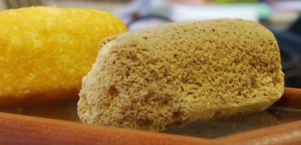 保存期限65天的海綿蛋糕「放43年」！結果一出爐…全場觀眾嚇傻：內容物令人震驚！