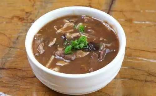 大陸非常有名卻很難吃的小吃！鄉民分享「吃過三種算戰士」超過三種是烈士！網笑：中肯