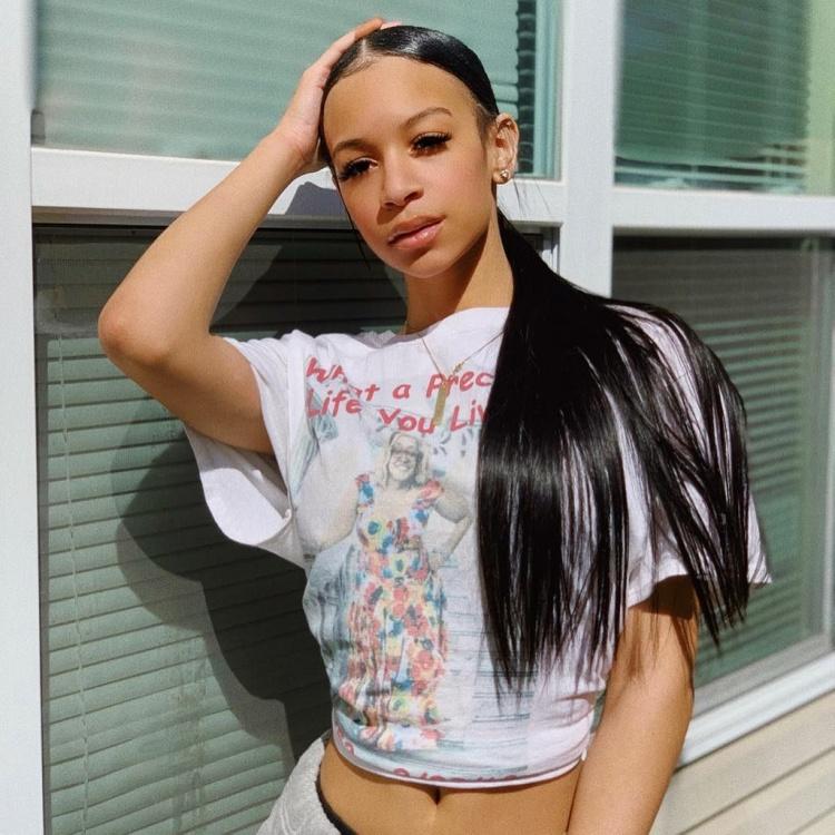 美國饒舌歌手...自爆：每年陪女兒去婦產科「檢查處女膜」讓全場都傻眼這麼控制慾？