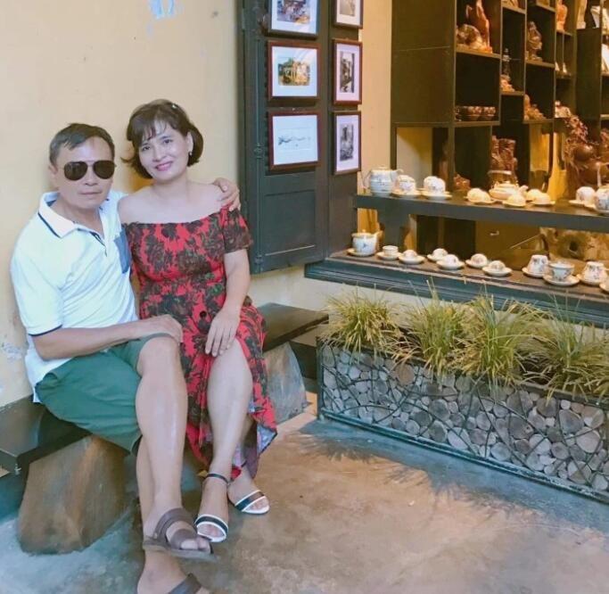 魯男的最佳表率！33歲男苦追17歲女孩「堅持做這件事」還生了4個小孩：羨慕季妒恨！