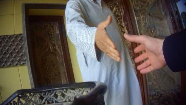 在奴隸黑市場...「女人像商品一樣流通」竟然社群軟件是幕後推手！讓人大嘆：真悲慘