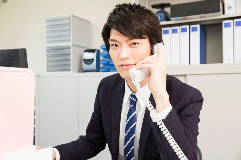 因為電話恐懼就辭職?日本年輕人對「接電話」過度排斥竟引各國網友覆議...:真的太痛苦