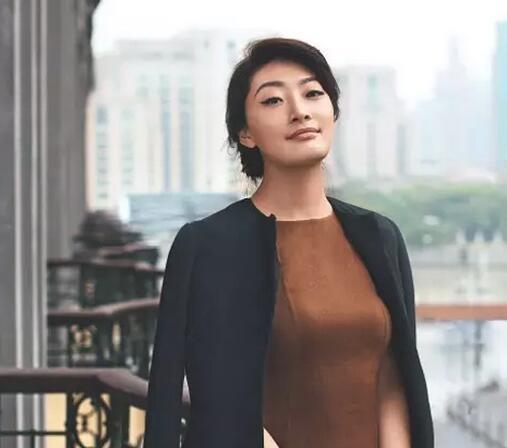 娶到她少奮鬥三十年！37歲單身女富豪「千億資產無人繼承」爸爸急抱孫...網暴：讓我來！