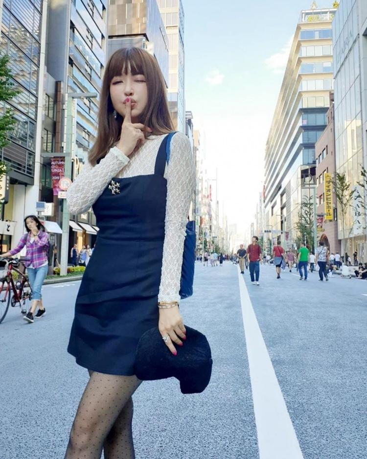 日本時裝模特！絕美顏值讓人猜不到「現齡OO歲」...答案一出爐：屌打年輕妹子