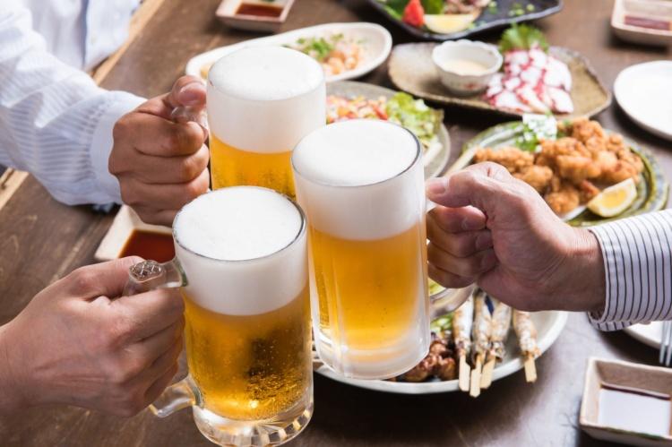 呼麻不但嗨還很養生?加拿大研究「吸食大麻有助於保護酗酒者肝臟」網笑翻:以毒攻毒?