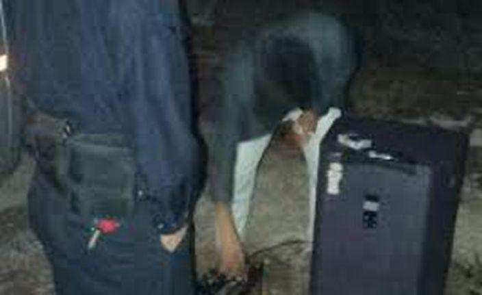 強國網紅就是狂!為了吸引粉絲半夜「墳墓前開直播唱歌」這舉動...:真是擾人清夢!
