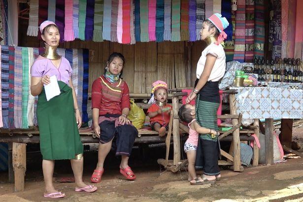 緬甸有著古老的傳統！所有女性都必須「戴上銅環」...其目的主要防止OO：一目瞭然！