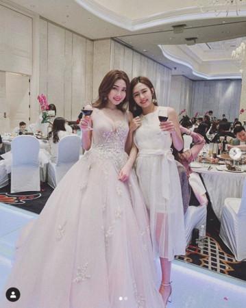 「無名2大女神」同框喝喜酒! 簡廷芮PO正臉照…男網友暴動:台灣最早網紅