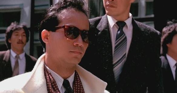 李子雄近照曝光,娶了比他小23歲的嫩妻,現58歲仍舊狂操肌肉