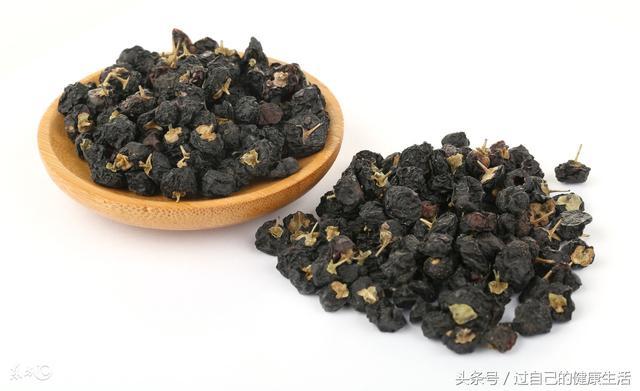 什麼藥材煲湯補氣血？氣血不足的症狀