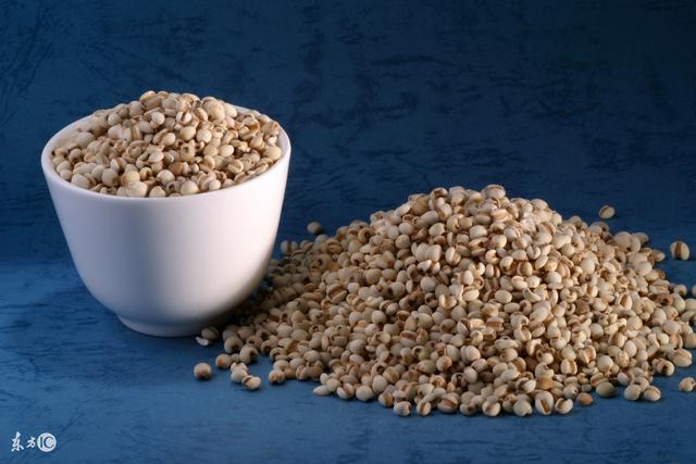 體內濕氣太重?生薑加它泡水喝,一周去除體內10年濕氣!