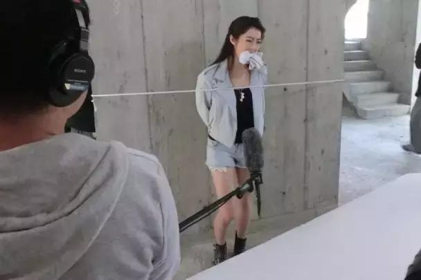 她是最拜金的港女OL 學藝精通TVB要力捧哦！