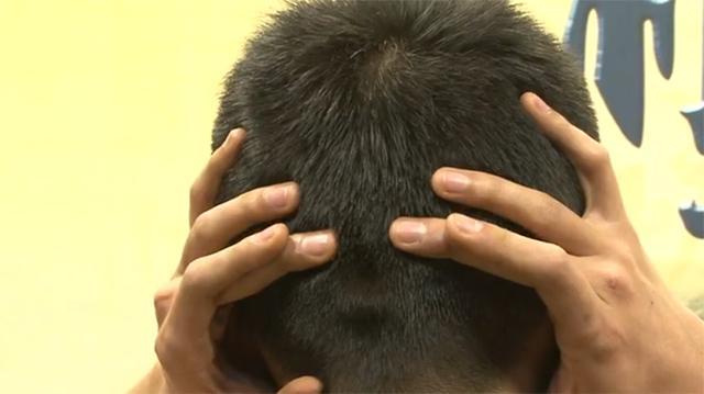 頭上藏著一個「生髮穴」，每天按摩五分鐘效果顯著！