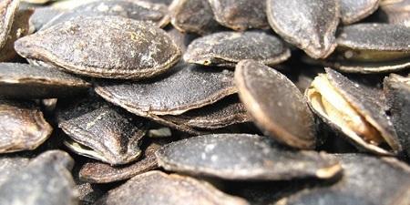 十個骨頭疼,九個有積液!白酒配瓜子,用一次管一輩子,永不復發