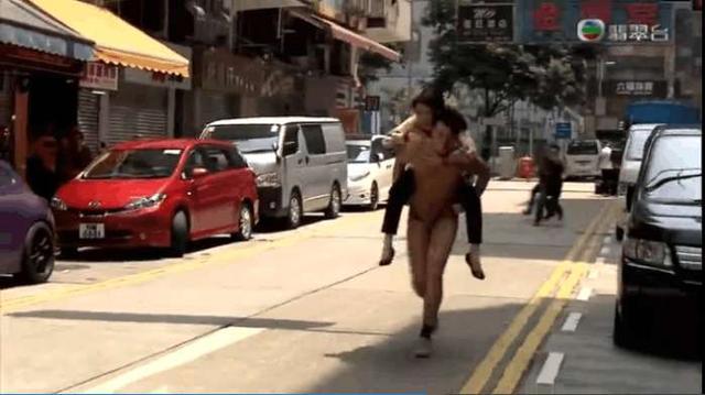 比起《盲俠大律師》更喜歡《踩過界》三字