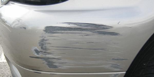 太神了！原來這樣能「去除車身的刮痕」！好多人都不知道 ，你家裏一定有這個東西！