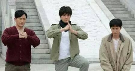 《射鵰》後TVB再播穿越劇！《超時空男臣》被指超越的有點厲害