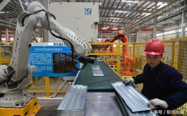 老員工請假照顧老娘被罰600元，老闆逼其離崗，5天後損失200萬！