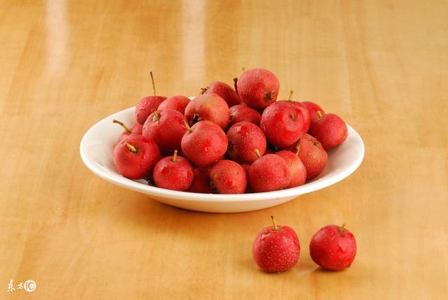 中醫坦白:肝不好的人,這3個部位會發黑!秋季多吃3種改善肝功能的食物!