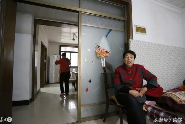 婆婆每天給我留早餐,一天提前起床,看到桌上三碗米粉,我愣住了