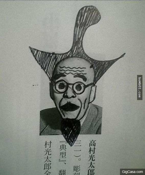 學生唔專心上堂？？因為佢地好忙，忙緊畫畫！！