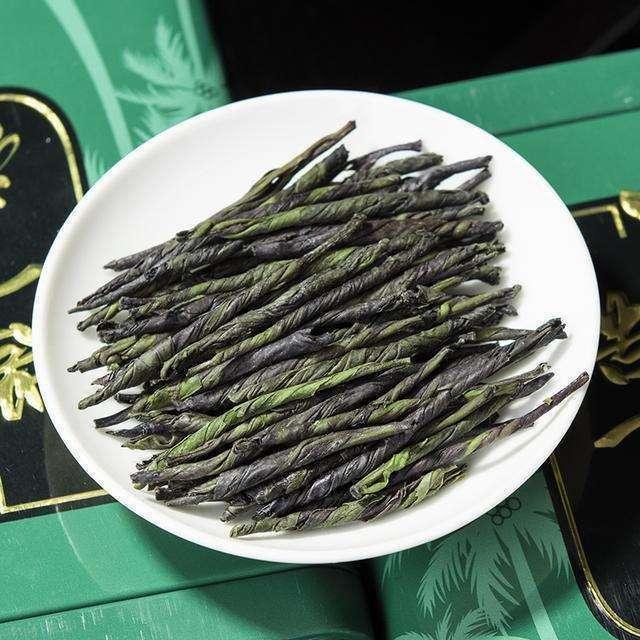 高血壓再饞也別碰這幾種食物，貪吃血壓狂飆，再不注意可能腦出血