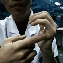 中醫師親授:7個老年病自解方法,非常容易學,不花一分錢,自己在家就可以做到!