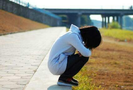 老公去世回娘家常住，弟媳一個眼神，我才懂這裡不是我的家