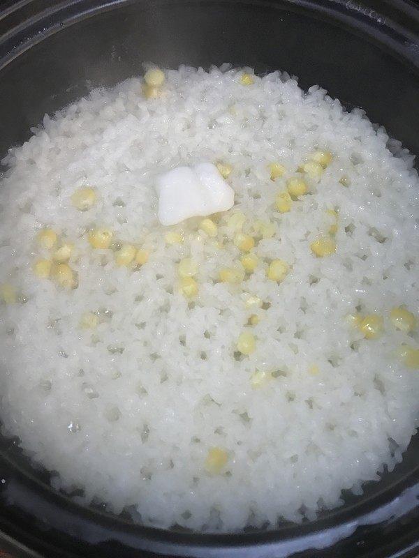 他用「這一招」飯菜肉一鍋就搞定!大方公開「懶人食譜教學」...保證一上桌就被搶光!