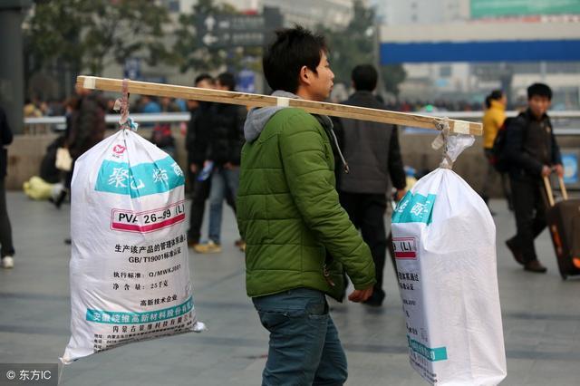 過年婆婆給小叔買了新房，五年後婆婆來我家，老公讓我刮目相看