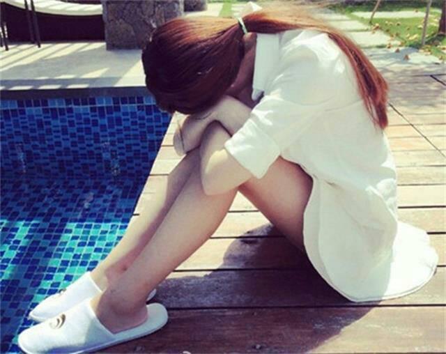 結婚3年，第一次回娘家過年，4天後，手機「螢幕」一亮，老公要跟我離婚！