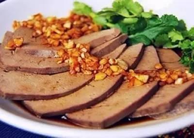 痛風病人，能不能吃豆製品？這些常見食物風險多高，都給你列好了