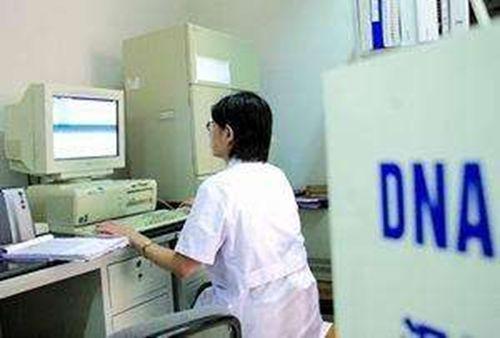 16歲女兒長得太漂亮，父親懷疑不是親生，親子鑑定後全家嚇懵了