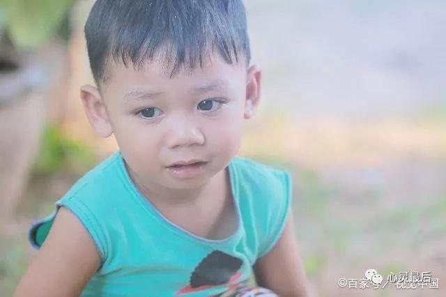 兒子因不像爸爸，被奶奶逼著去做親子鑑定，結果讓全家人顏麵掃地