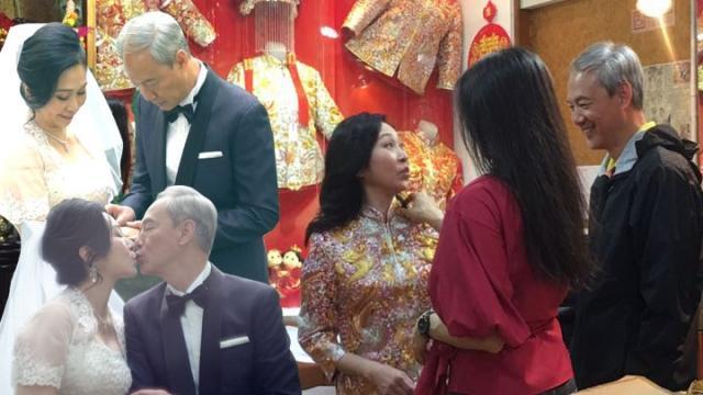 TVB兩位老戲骨發展黃昏戀，兩人現身試中式禮服，全程笑得很甜蜜